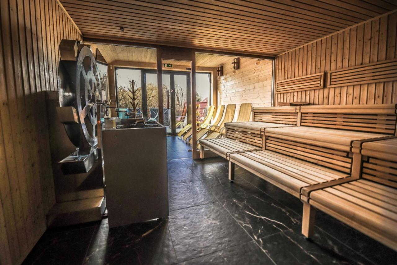 Pensjonat Fitness & Spa Gregor Ζιελόνα Γκόρα Εξωτερικό φωτογραφία